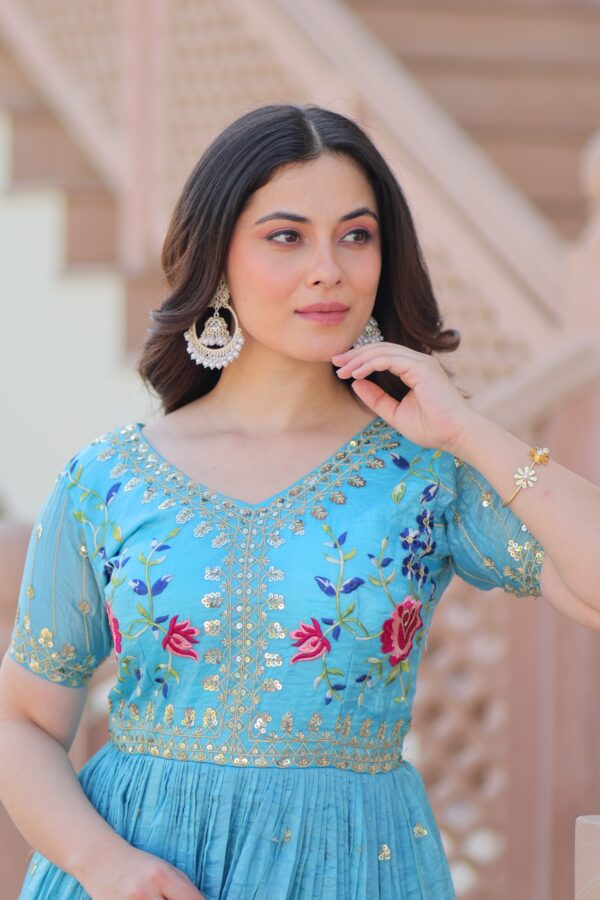 💃🏻 PREMIUM DESIGNER READYMADE GOWN COLLECTIONS. 👜 (010)
