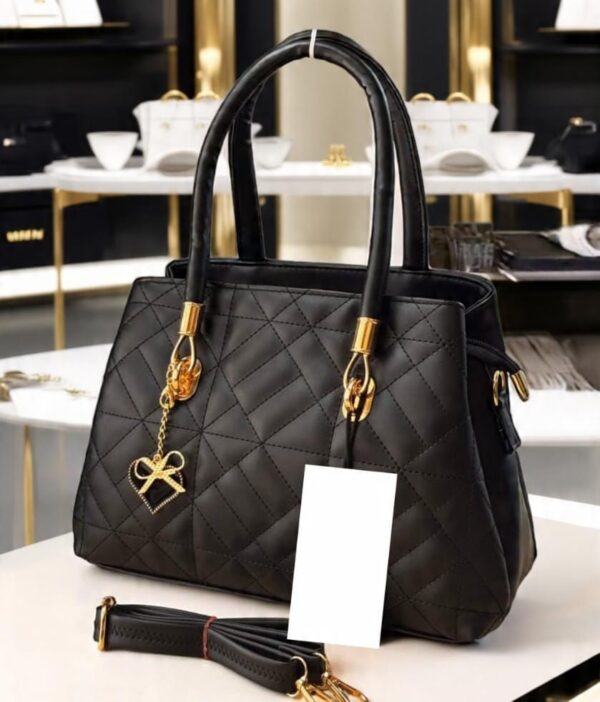 sling  𝙝𝙖𝙣𝙙𝙗𝙖𝙜  leather material One  zip  (037)