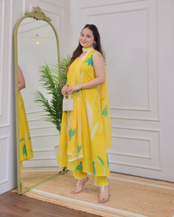 Fully Stiched Rayon Printed Kurti Pant Dupatta (047)