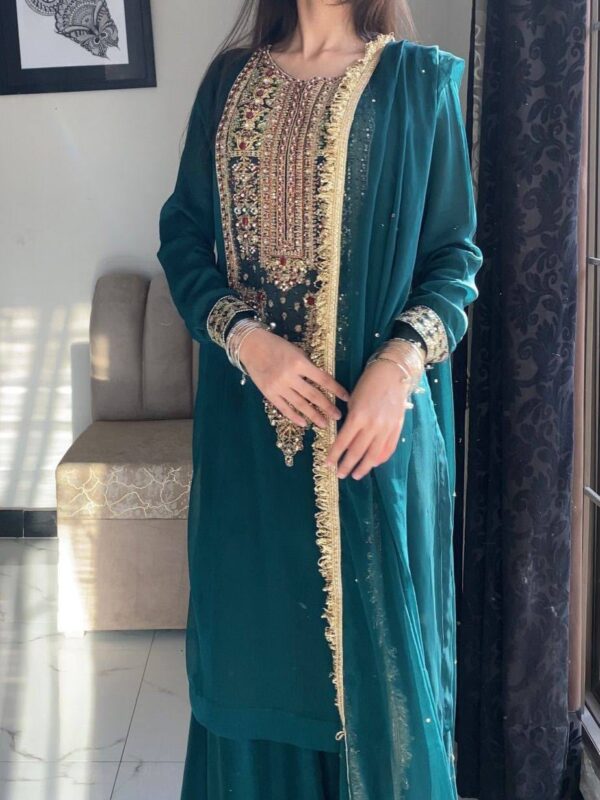 🔵©️ Series New Designer Party Top Pallazo & Dupatta Set👗 ®️🟢 (059)